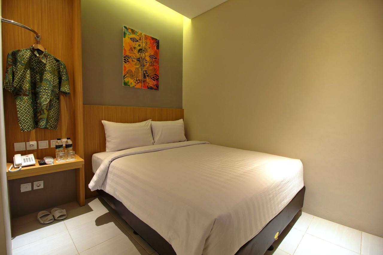 Vinotel Чиребон Экстерьер фото