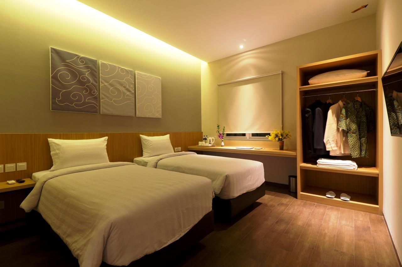 Vinotel Чиребон Экстерьер фото