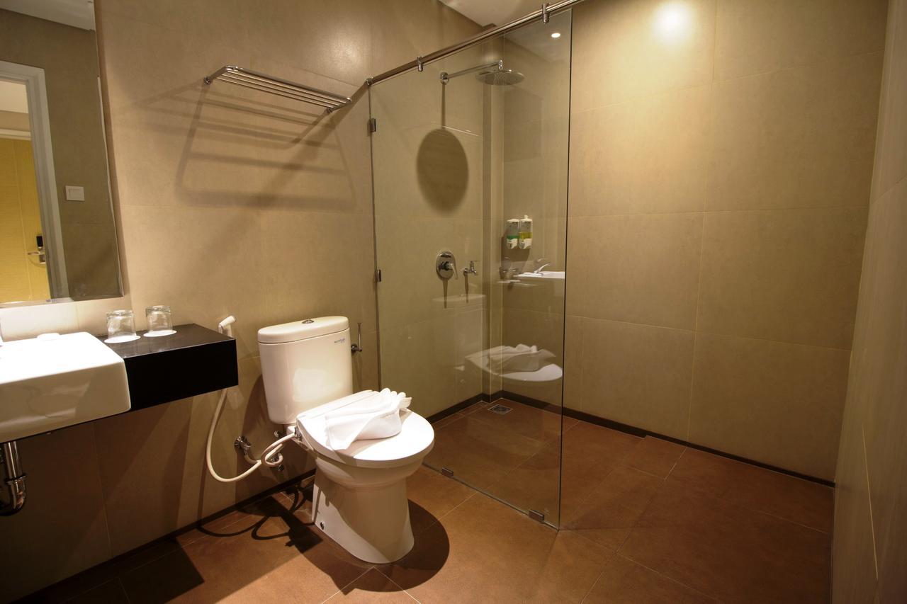 Vinotel Чиребон Экстерьер фото