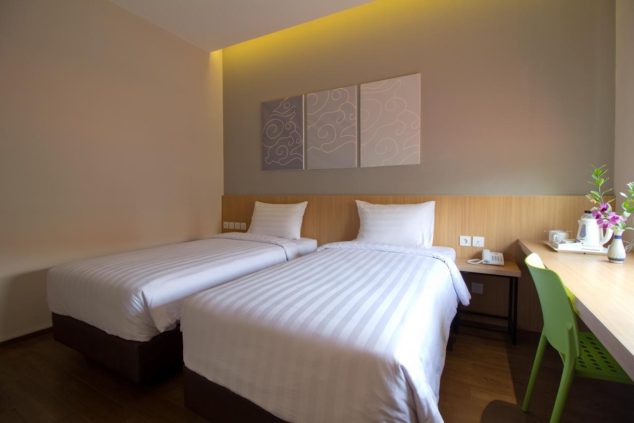 Vinotel Чиребон Экстерьер фото